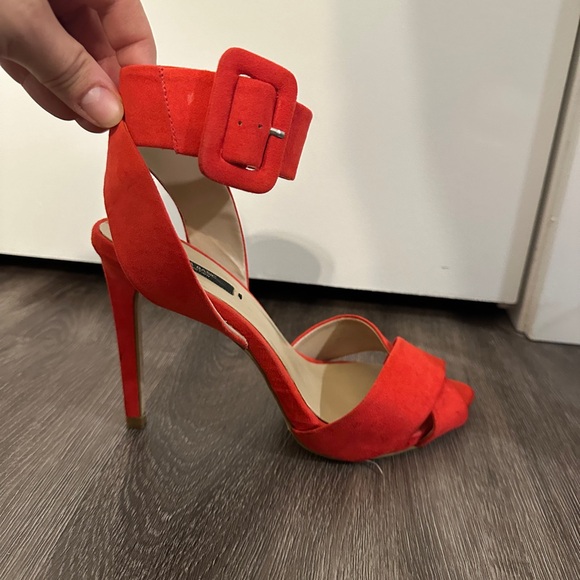 Zara Red Thick Strap Sandal Heels Size 39 - Picture 1 of 6